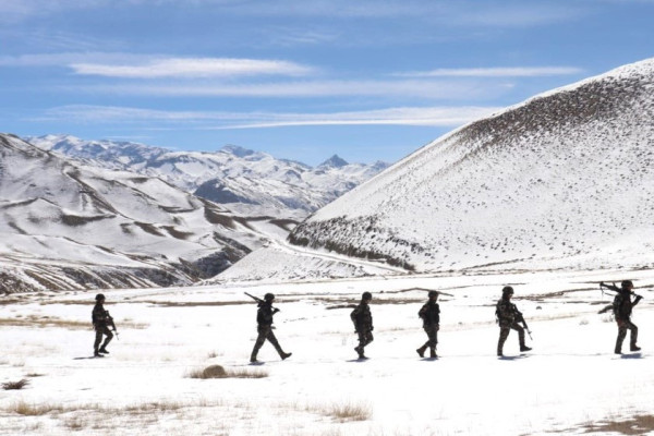 हिमाली जिल्लाको सकसः छरिएका मतदाता जुटाउने कसरी?